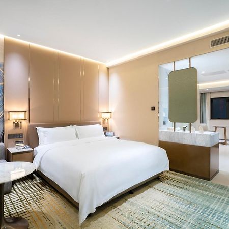 Victoria Hotel Guangzhou Zhujiang New Town מראה חיצוני תמונה