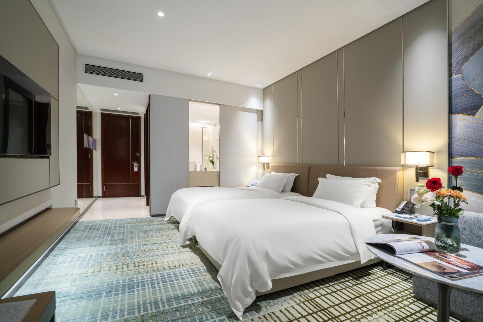 Victoria Hotel Guangzhou Zhujiang New Town מראה חיצוני תמונה