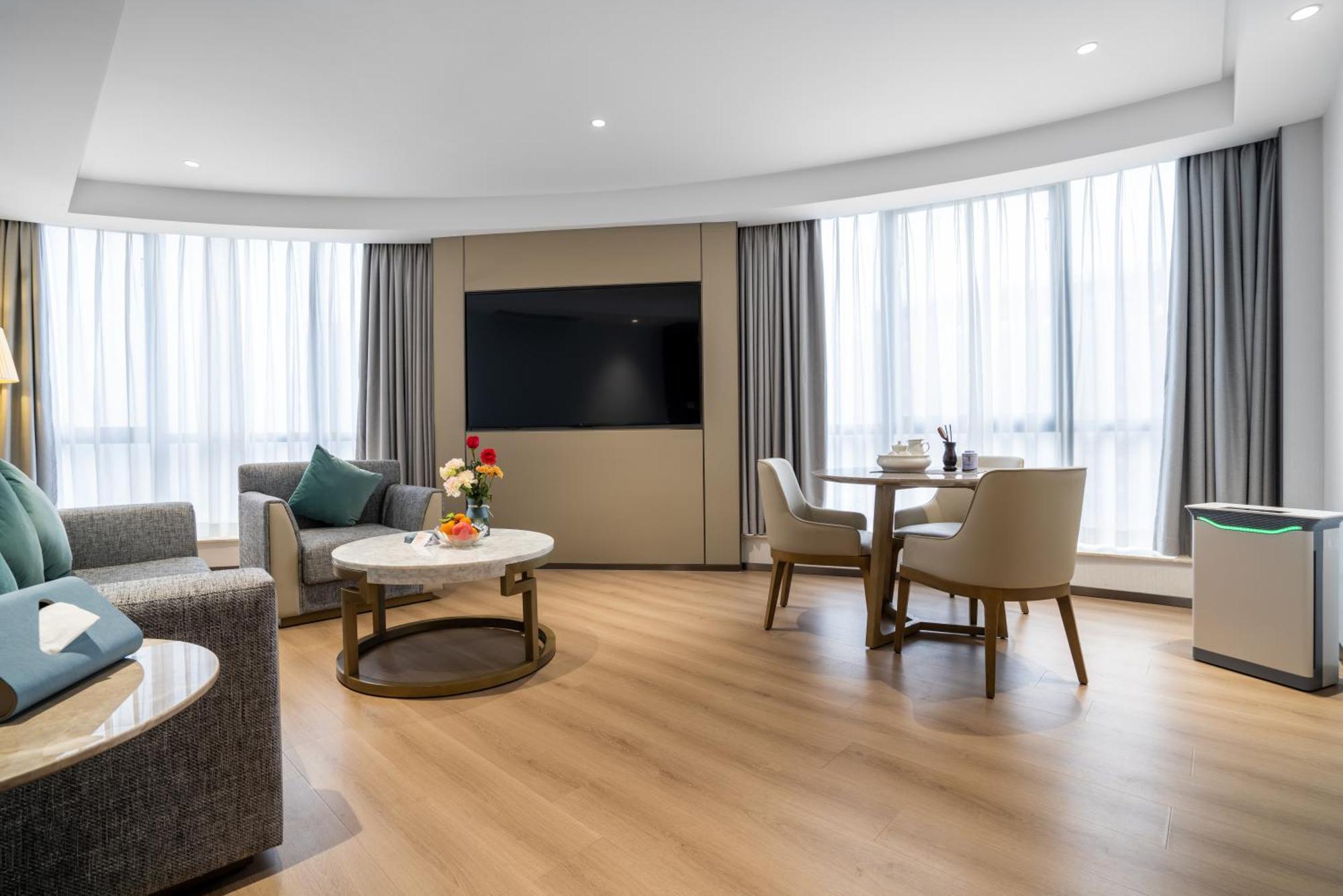 Victoria Hotel Guangzhou Zhujiang New Town מראה חיצוני תמונה