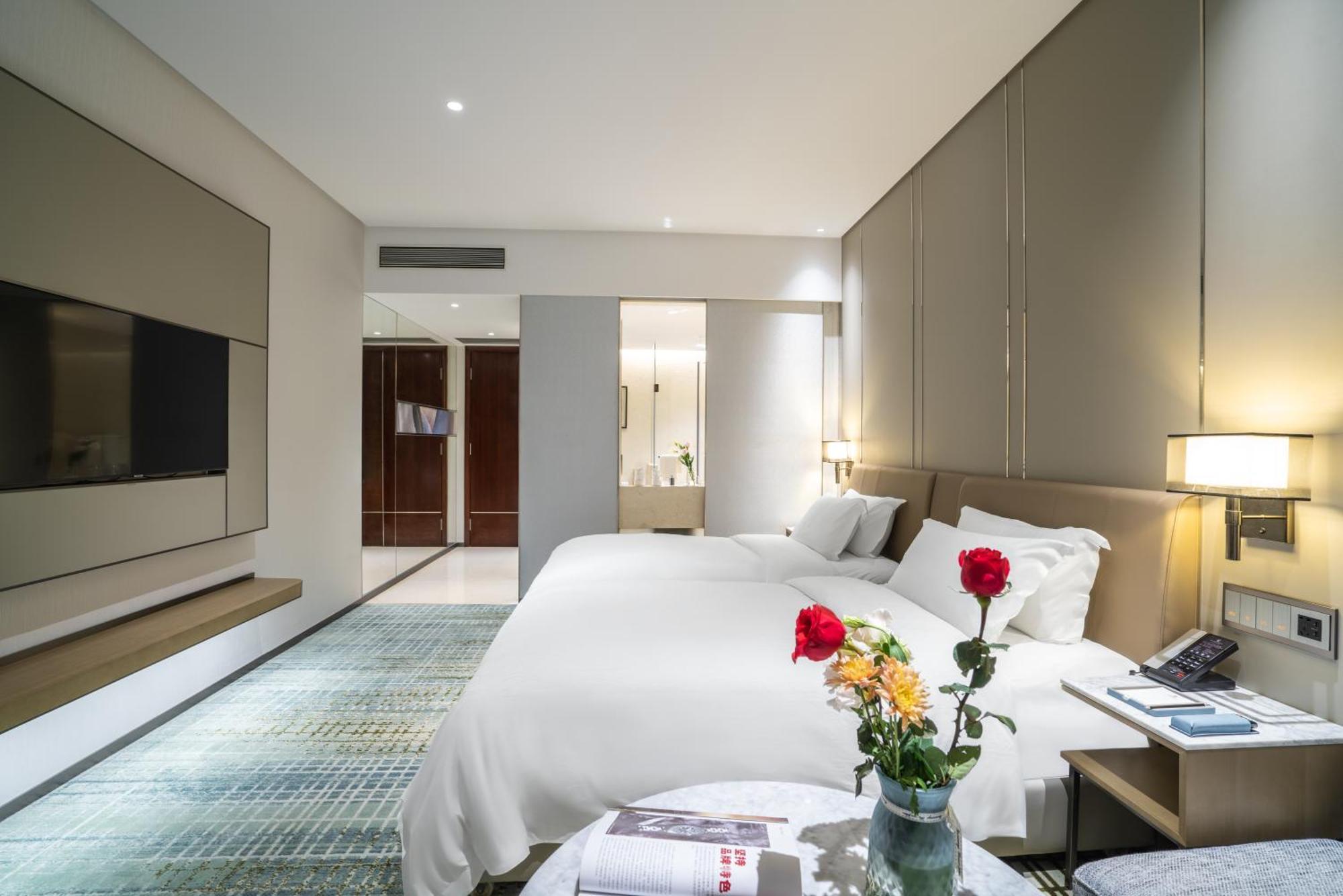 Victoria Hotel Guangzhou Zhujiang New Town מראה חיצוני תמונה